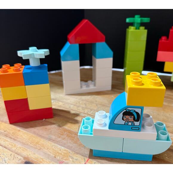 Lego Duplo Heart box 10909; 83 pc mixed building block set boat ice cream whale - Picture 2 of 4